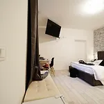 L'angolo Di Laura Borgo Roma - Kalima 3 3*