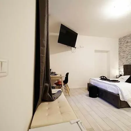 L'angolo Di Laura Borgo Roma - Kalima 3 3*